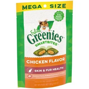 4.6oz Greenies Feline SmartBites Skin & Fur Chicken - Treats